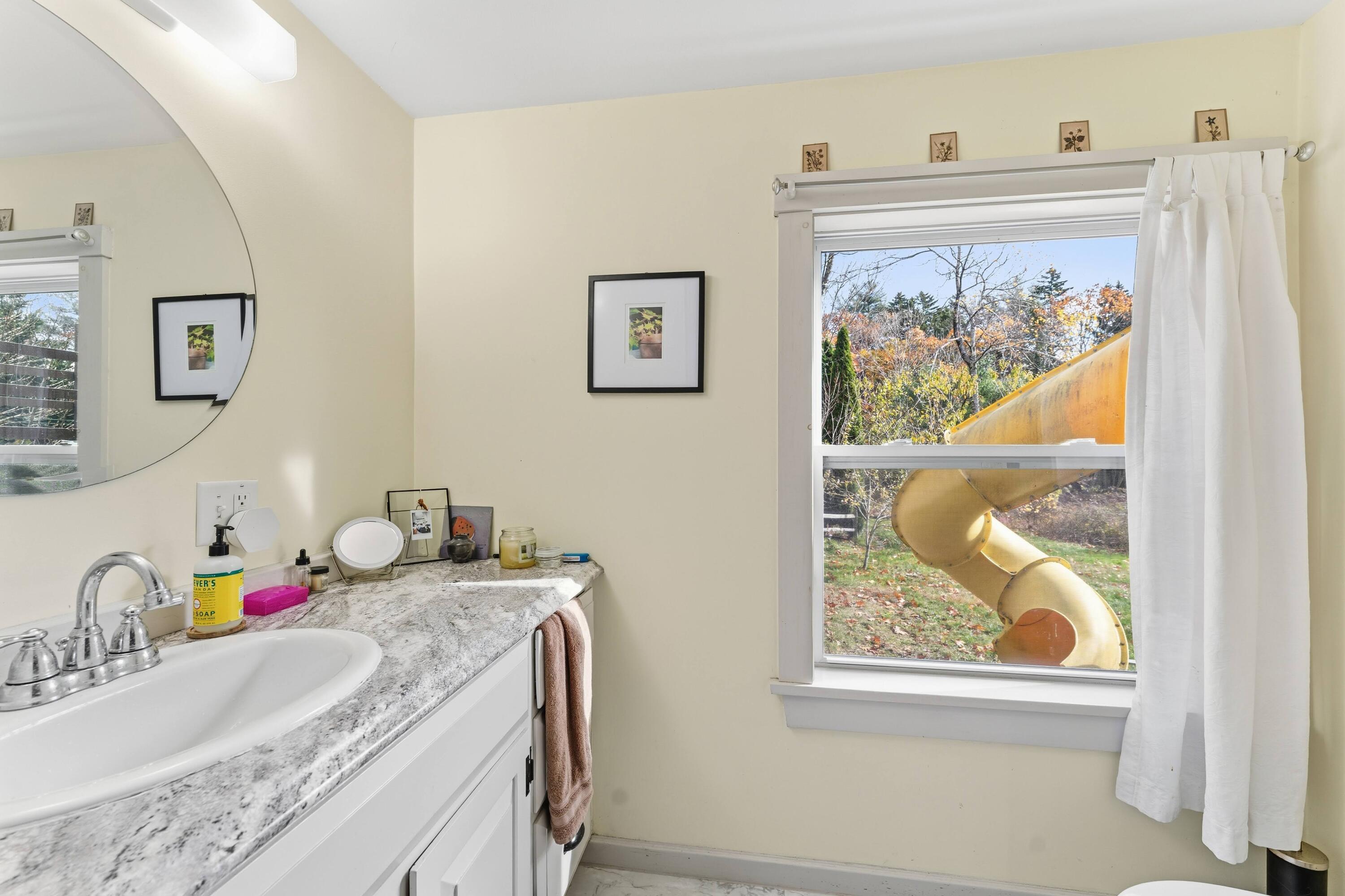 3454 Friendship Road Waldoboro, ME 04572 - Photo 27 of 53 DSC07841