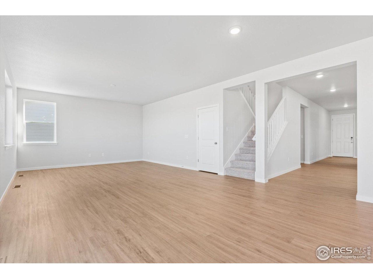 866 Mesic Lane Windsor, CO 80550 - Photo 13 of 32