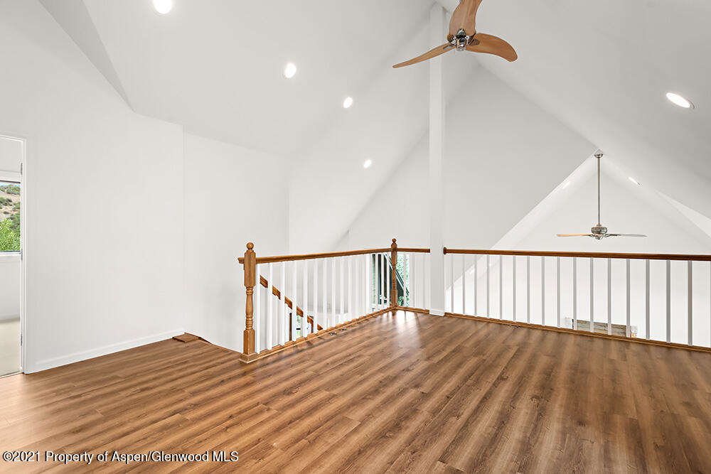 400 Medicine Bow Road Aspen, CO 81611 - Photo 30 of 58 a view of entryway