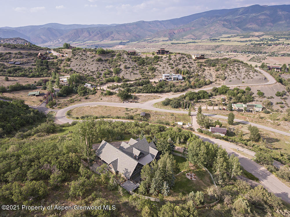 400 Medicine Bow Road Aspen, CO 81611 - Photo 56 of 58 a view of a city with mountain
