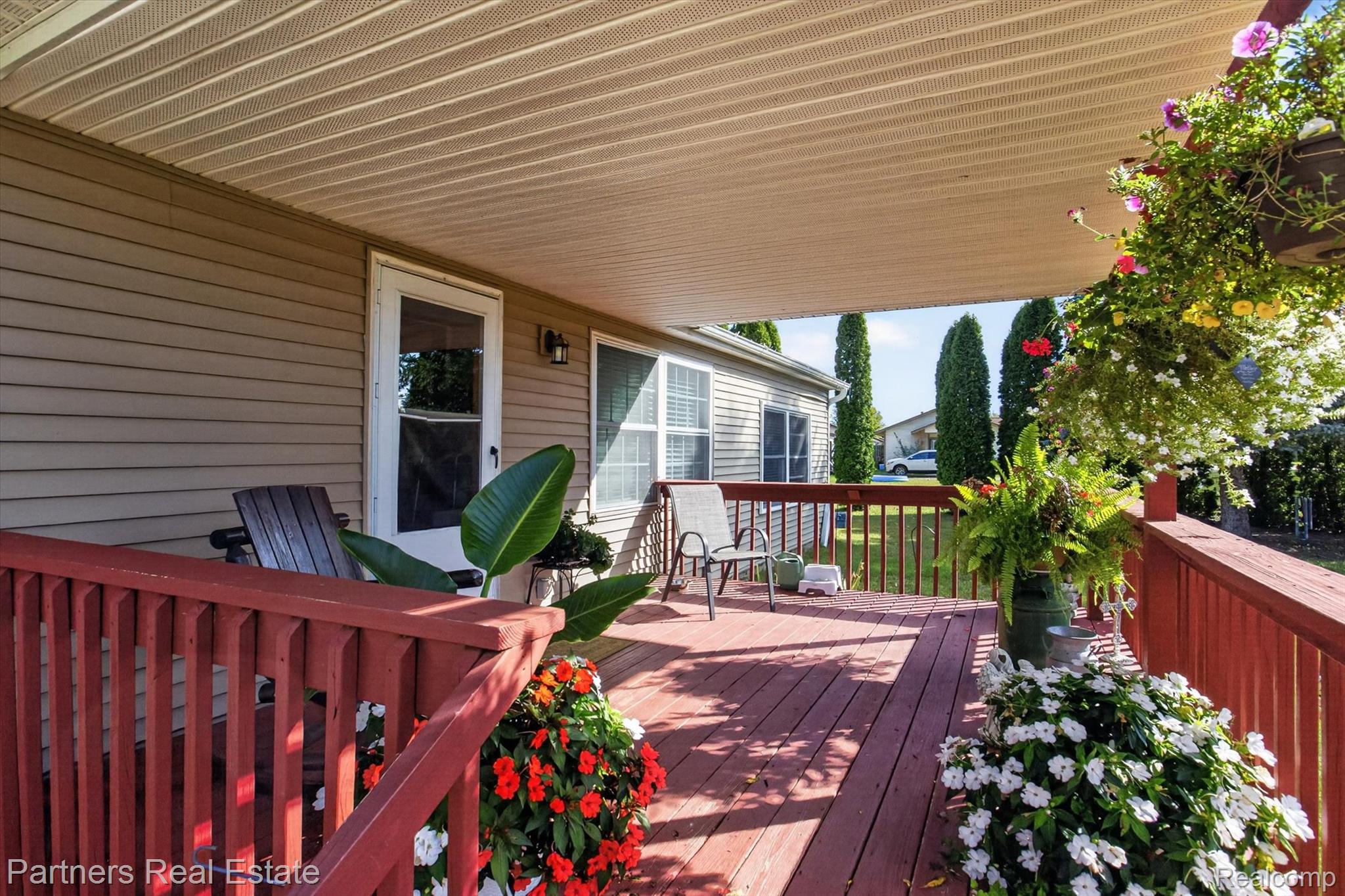 2901 South Leaton Road Mount Pleasant, MI 48858 - Photo 4 of 33 Covered Porch