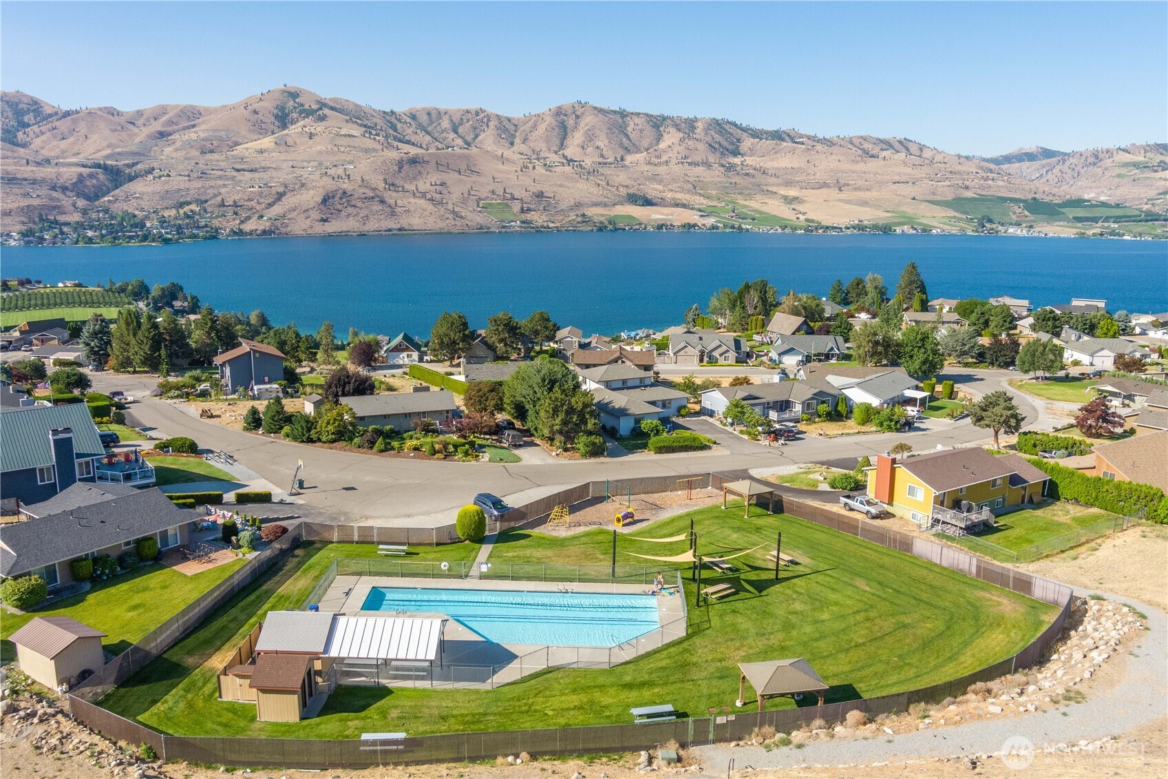 217 Riviera Drive Chelan, WA 98816 - Photo 37 of 38 an aerial view of a house with a big yard