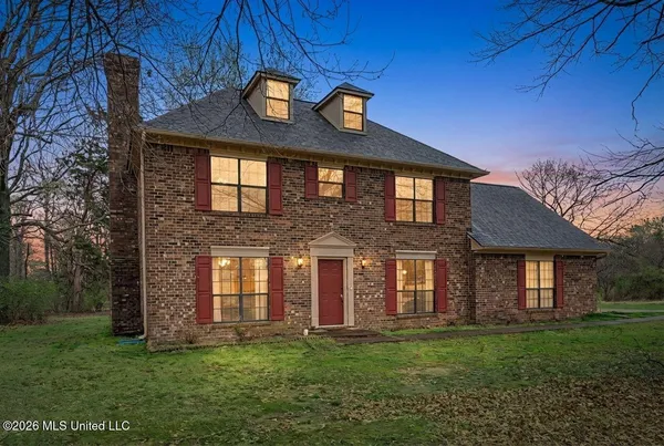 $375,000 | 7630 Whitten Hill Drive, Olive Branch, MS 38654