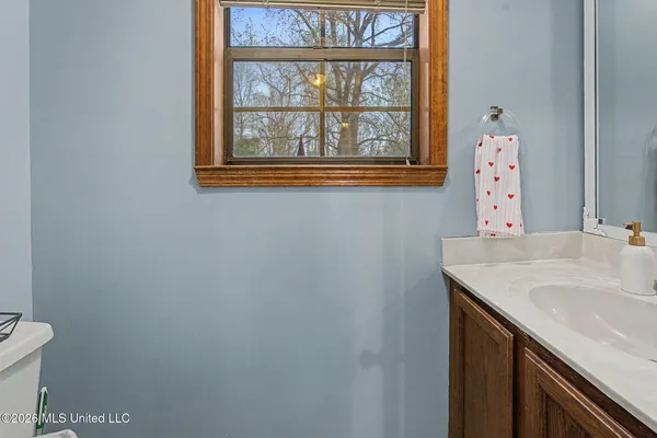 $375,000 | 7630 Whitten Hill Drive, Olive Branch, MS 38654
