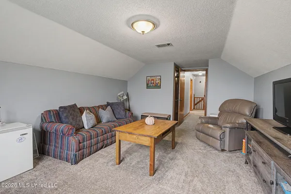 $375,000 | 7630 Whitten Hill Drive, Olive Branch, MS 38654