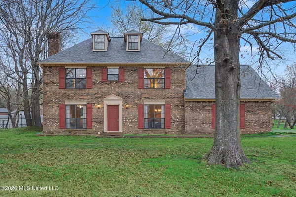 $375,000 | 7630 Whitten Hill Drive, Olive Branch, MS 38654