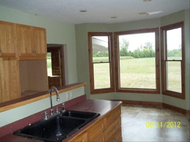 1325 Will Carleton Road Carleton, MI 48117 - Photo 8 of 14 20099954-7.JPG
