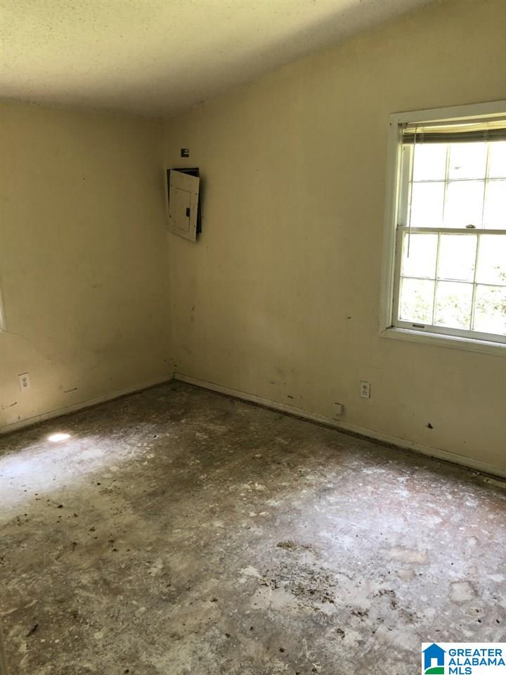 417 64th Street Fairfield, AL 35064 - Photo 6 of 10