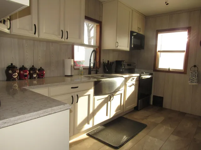 $192,500 | 23185 Sundberg Avenue, Brewster, MN 56119