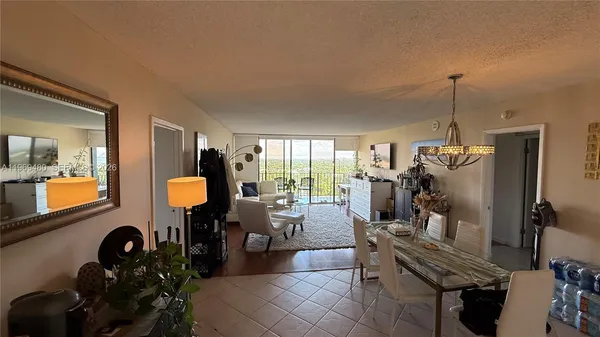 $2,900 | 780 Northeast 69th Street, Unit 2008, Miami, FL 33138