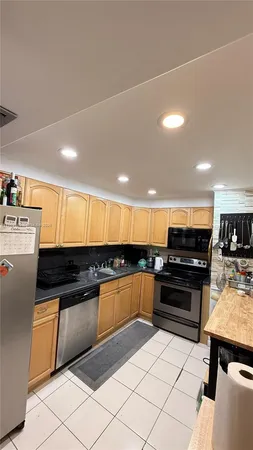 $2,900 | 780 Northeast 69th Street, Unit 2008, Miami, FL 33138