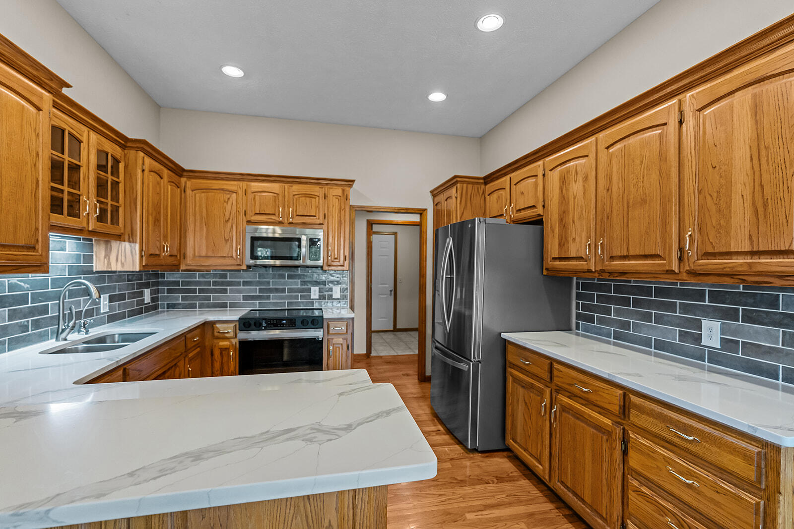 4757 South Holland Avenue Springfield, MO 65810 - Photo 16 of 60 DSC00915