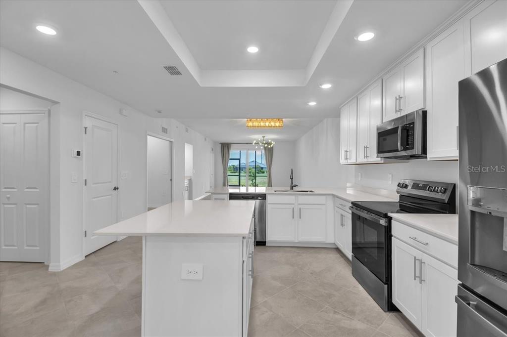 18923 Scallop Loop, Unit 102 Bradenton, FL 34211 - Photo 9 of 37
