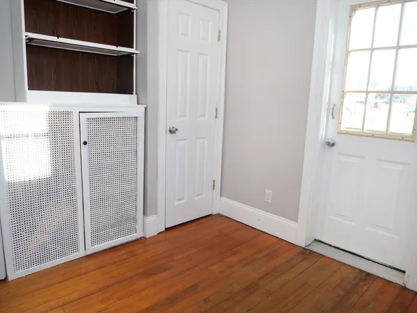 $3,100 | 14 Chestnut Hill Avenue, Unit 3, Boston, MA 02135