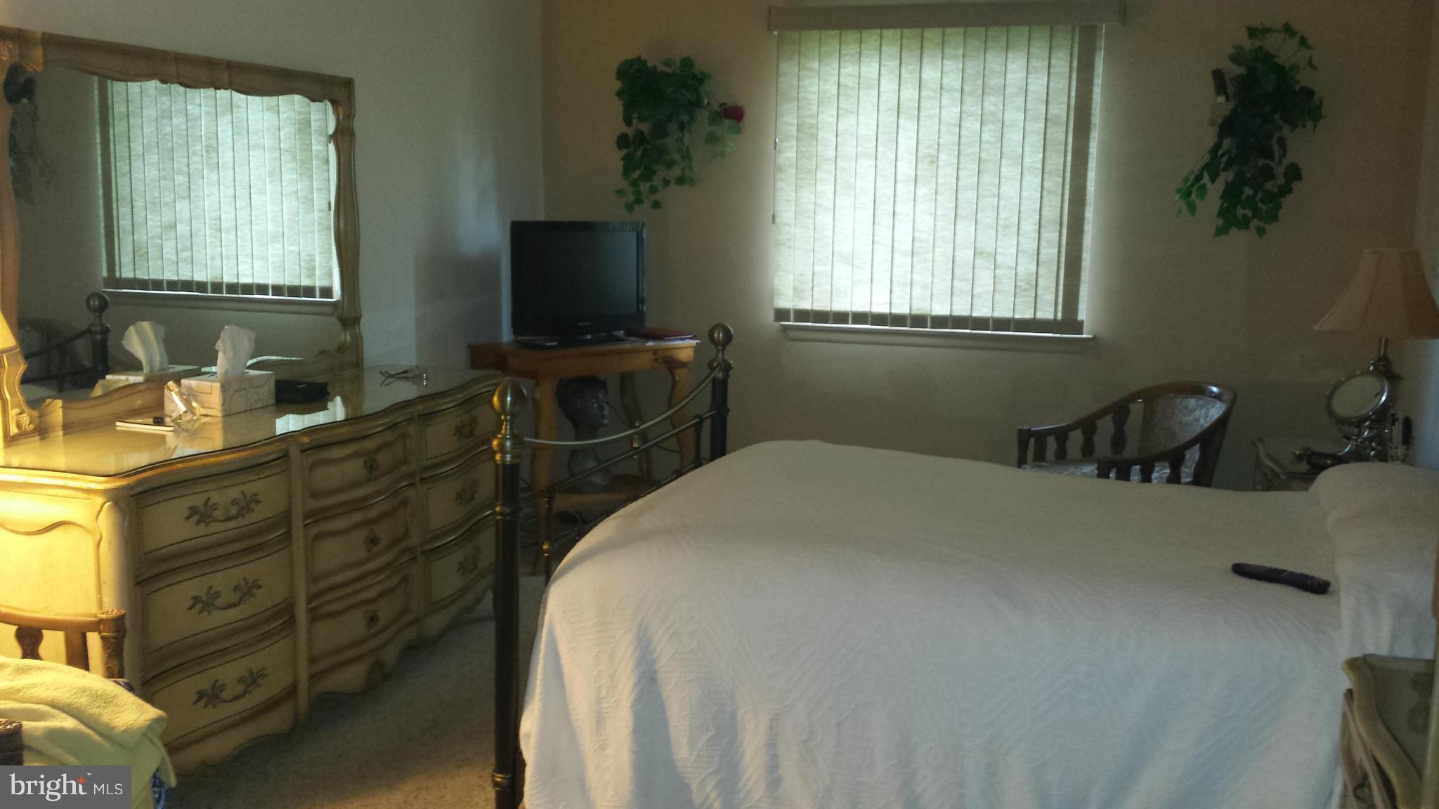 1002 Spring Gate Road, Unit 3C Catonsville, MD 21228 - Photo 14 of 27 Bedroom (Master)