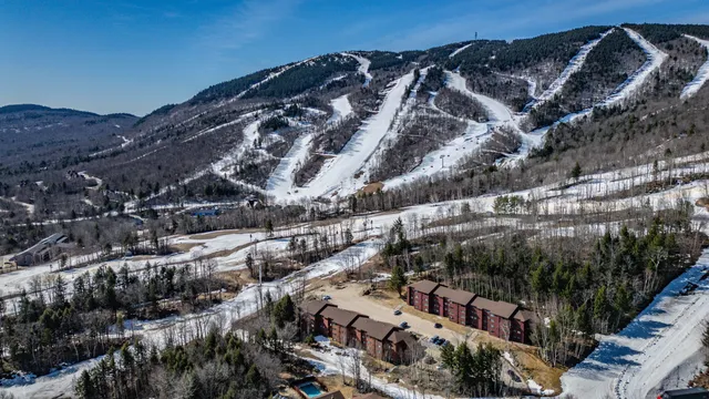 $530,000 | 372 Skiway Road, Unit 204, Newry, ME 04261