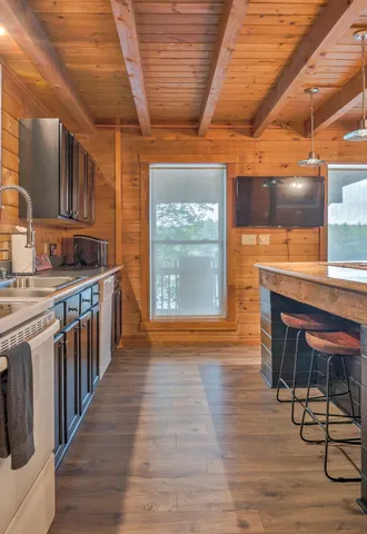 $735,000 | 27 Headlands Road, Winchester, NH 03470