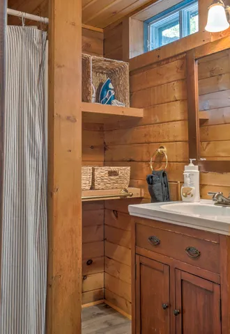 $735,000 | 27 Headlands Road, Winchester, NH 03470