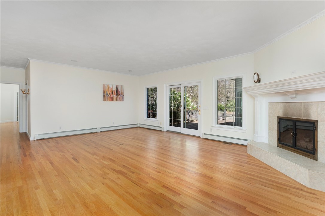 4 Christopher Drive Lincoln, RI 02865 - Photo 14 of 47