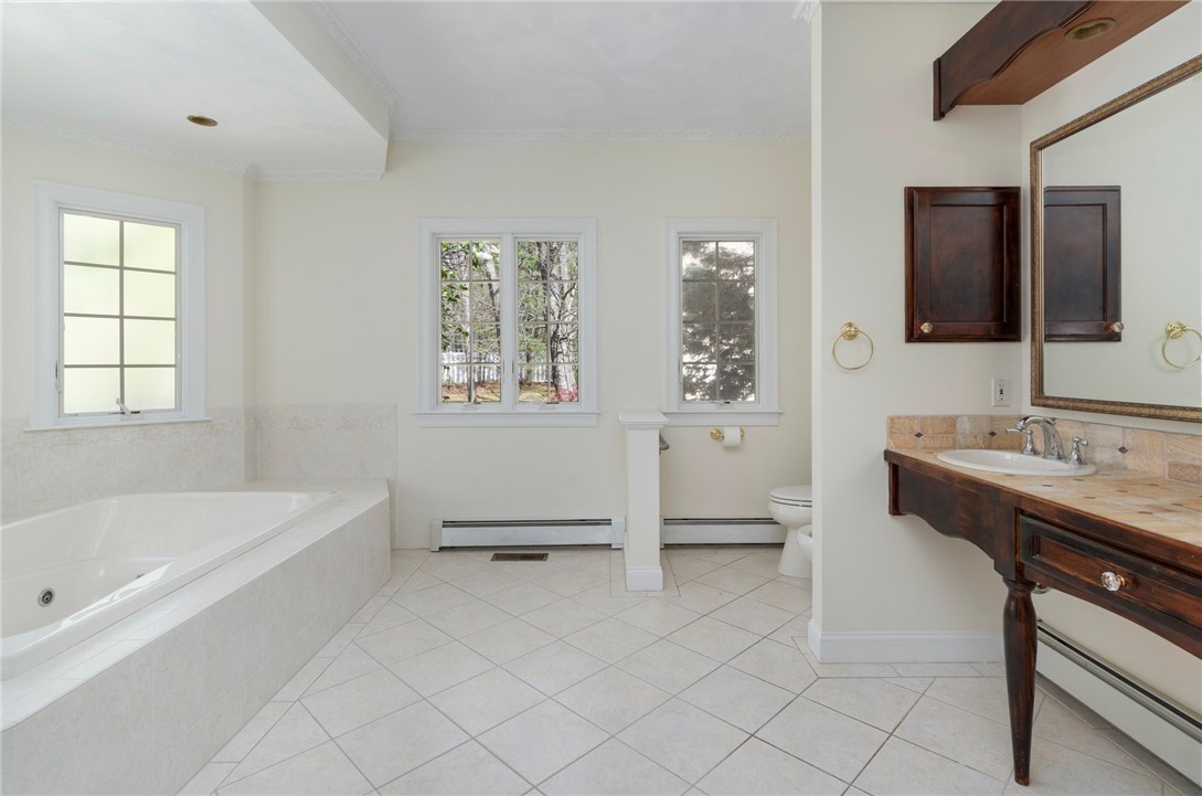 4 Christopher Drive Lincoln, RI 02865 - Photo 29 of 47