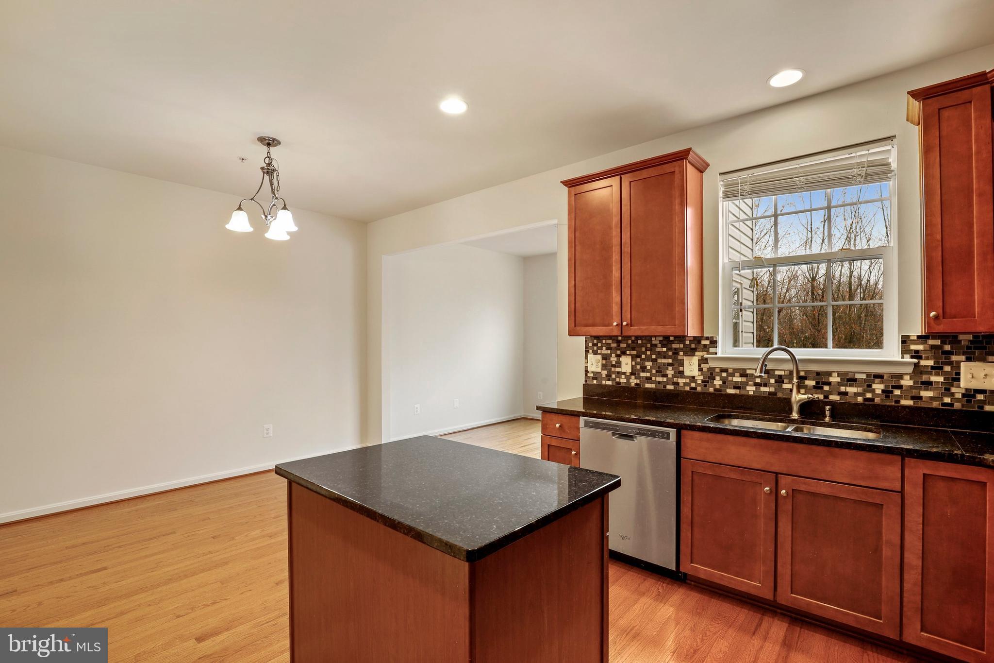 653 Tivoli Road Frederick, MD 21703 - Photo 14 of 32