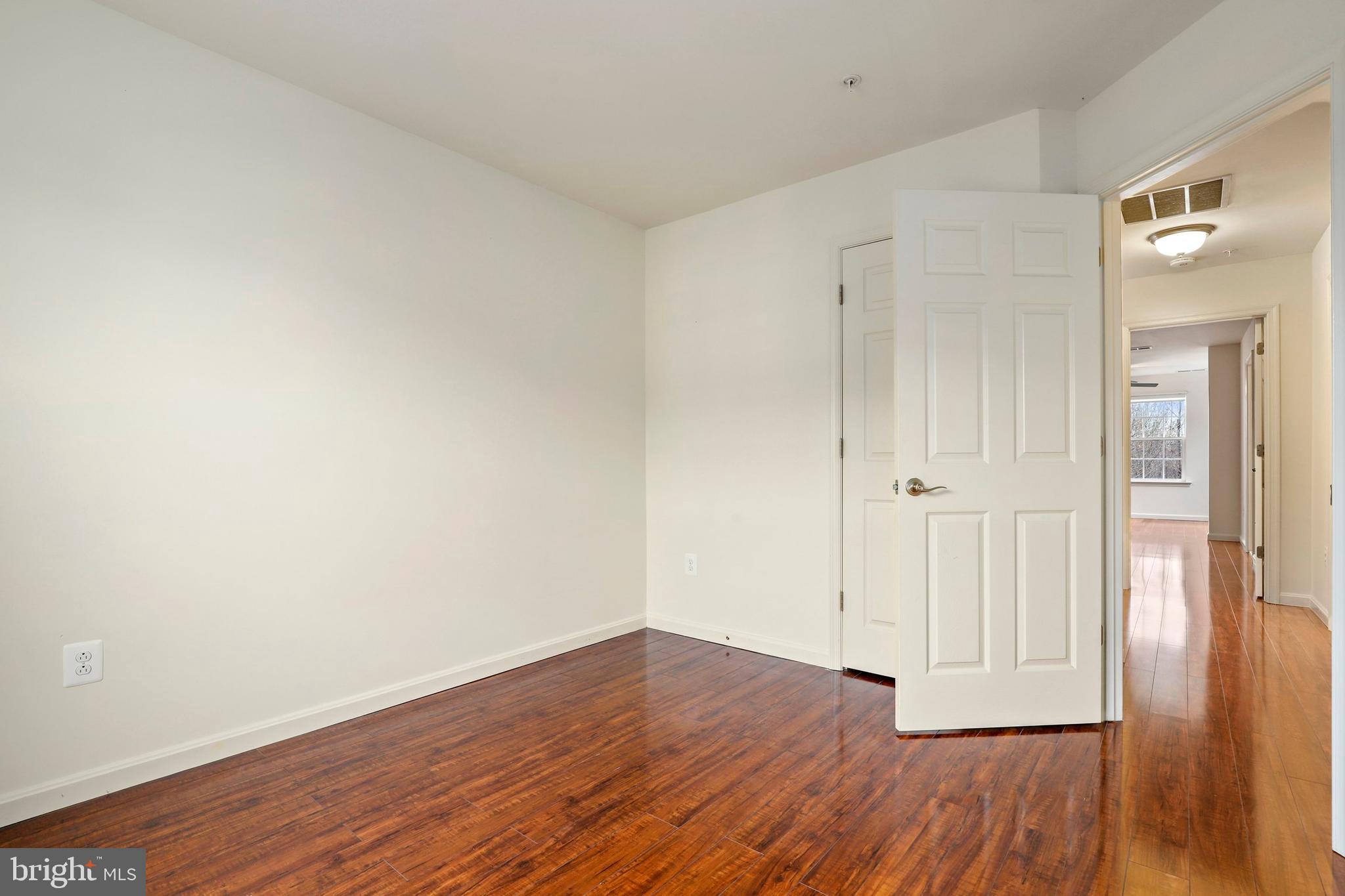 653 Tivoli Road Frederick, MD 21703 - Photo 20 of 32