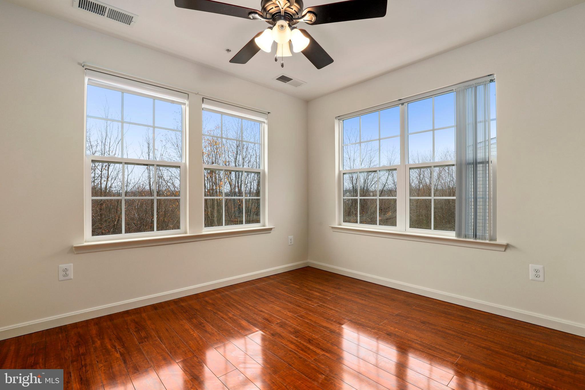 653 Tivoli Road Frederick, MD 21703 - Photo 24 of 32