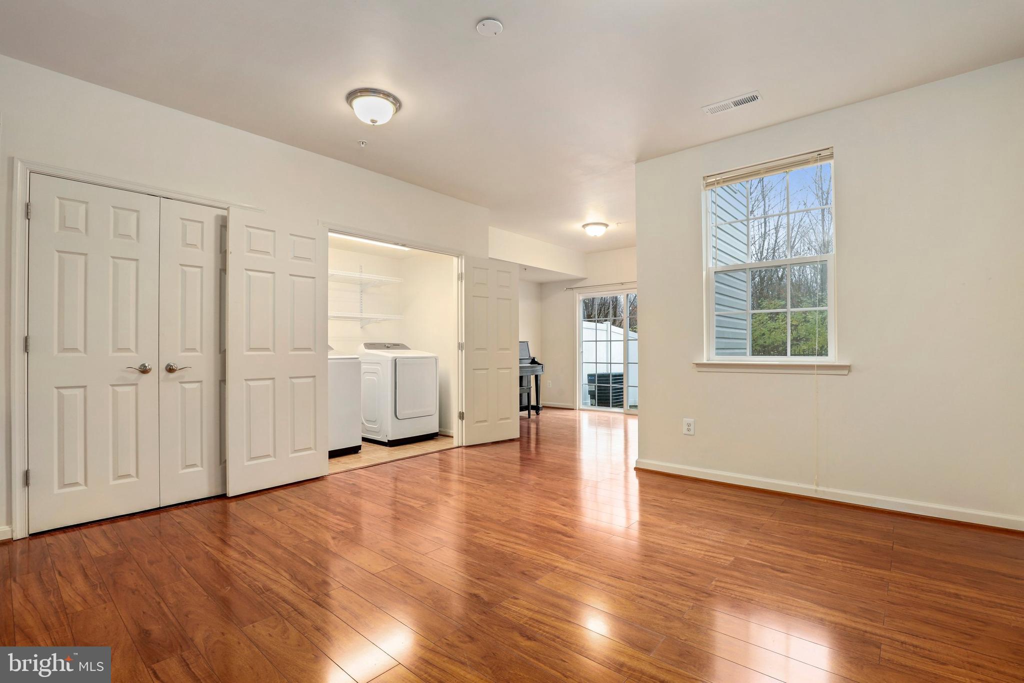 653 Tivoli Road Frederick, MD 21703 - Photo 5 of 32