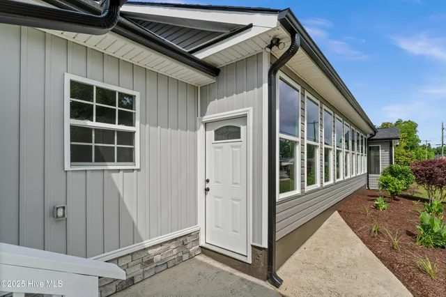$309,000 | 705 Bullard Street, Roseboro, NC 28382