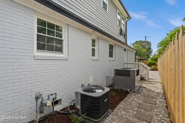 $309,000 | 705 Bullard Street, Roseboro, NC 28382