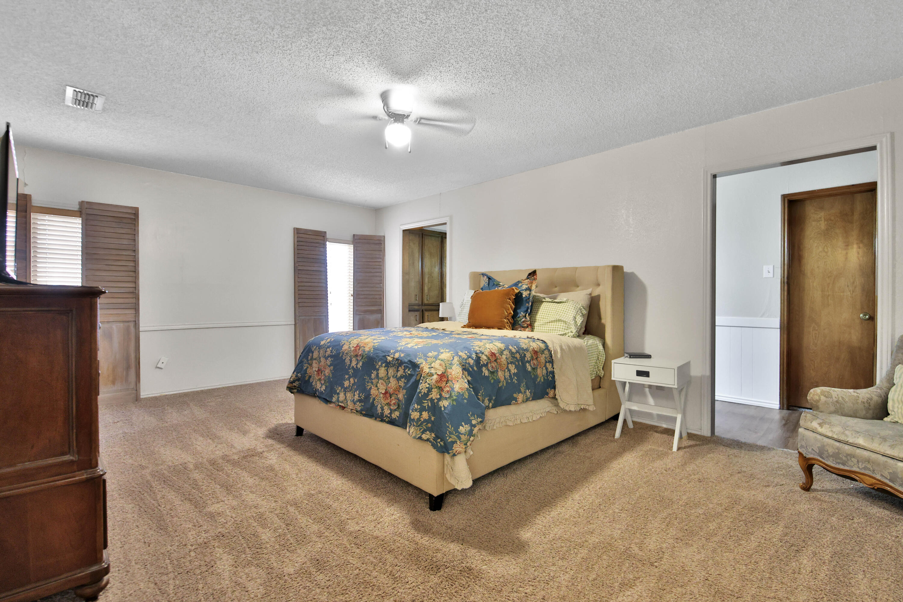 3406 93rd Street Lubbock, TX 79423 - Photo 21 of 33 Primary Suite