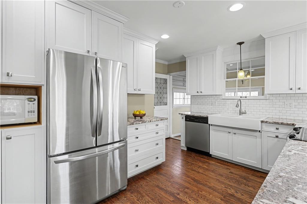 6915 Reeds Road Prairie Village, KS 66208 - Photo 15 of 47