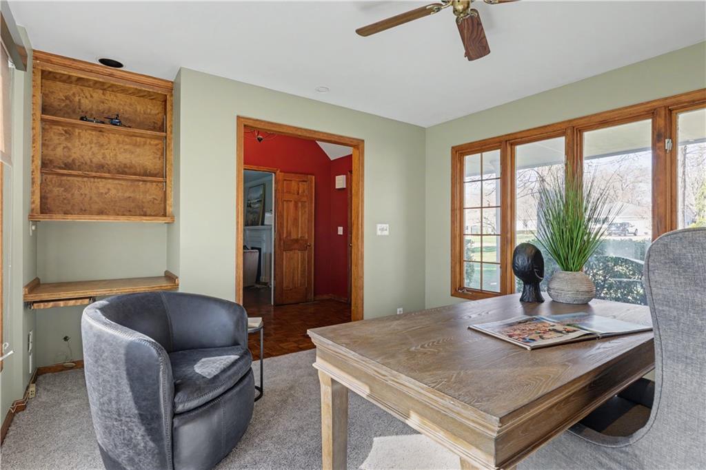 6915 Reeds Road Prairie Village, KS 66208 - Photo 9 of 47