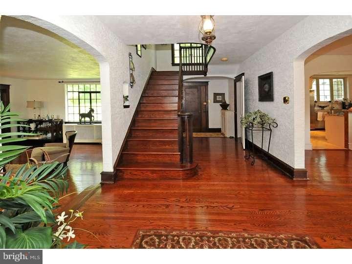 568 Baeder Road Jenkintown, PA 19046 - Photo 4 of 23 Gallery Image 4