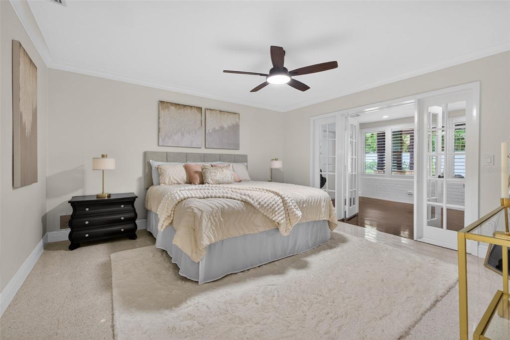 303 Roebling Road South Belleair, FL 33756 - Photo 11 of 33