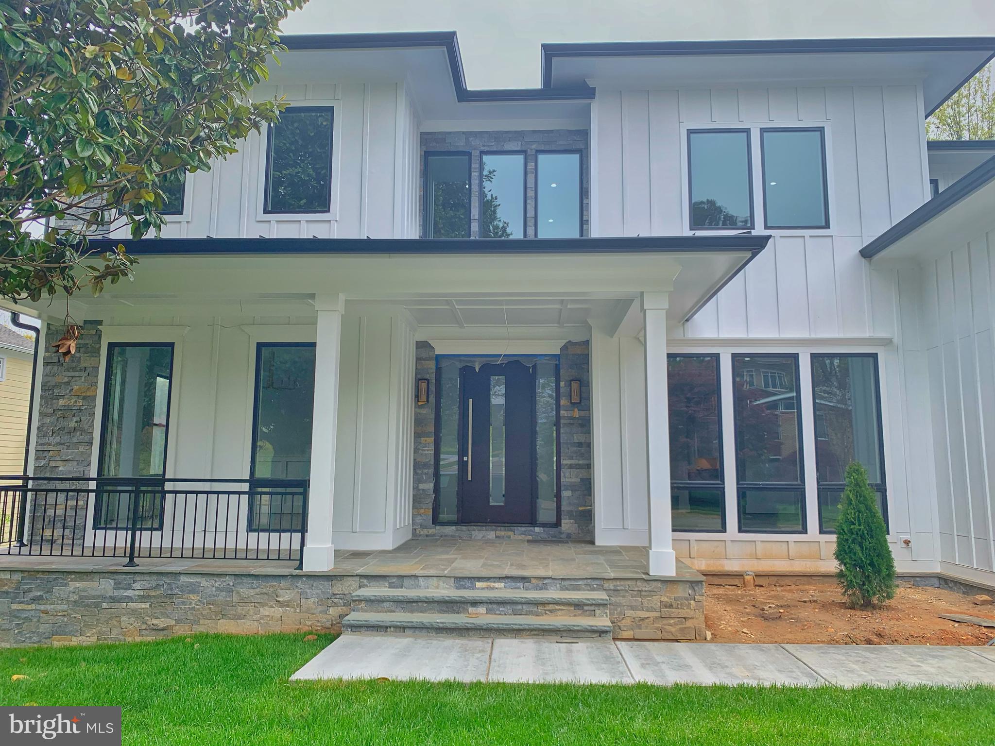 6809 Rosemont Drive McLean, VA 22101 - Photo 1 of 20 Custom-Built Modern Porch