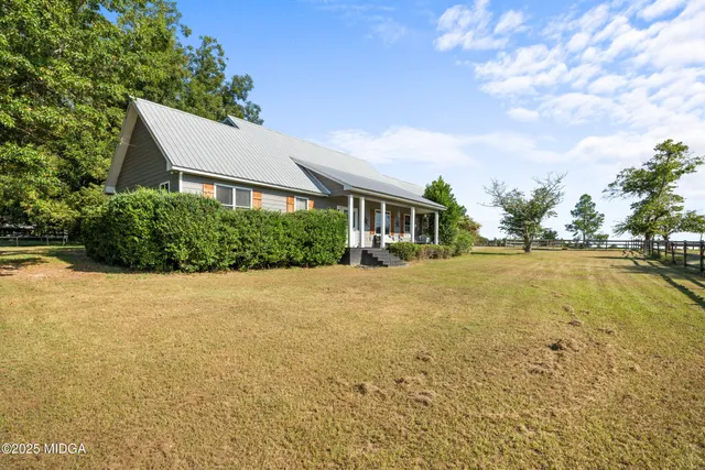 $450,000 | 1617 Dublin Eastman Road, Dexter, GA 31019