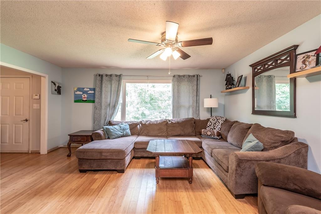 1653 Magnum Road Hickory, NC 28602 - Photo 6 of 37 Gallery Image 6