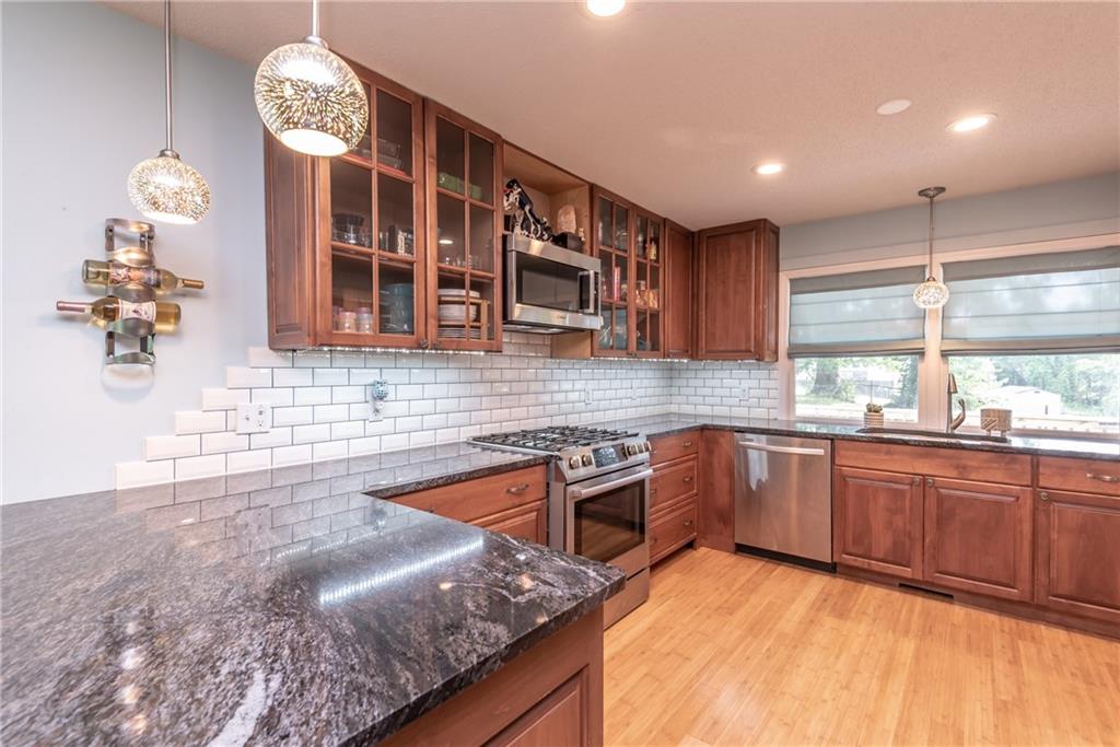 1653 Magnum Road Hickory, NC 28602 - Photo 7 of 37 Gallery Image 7