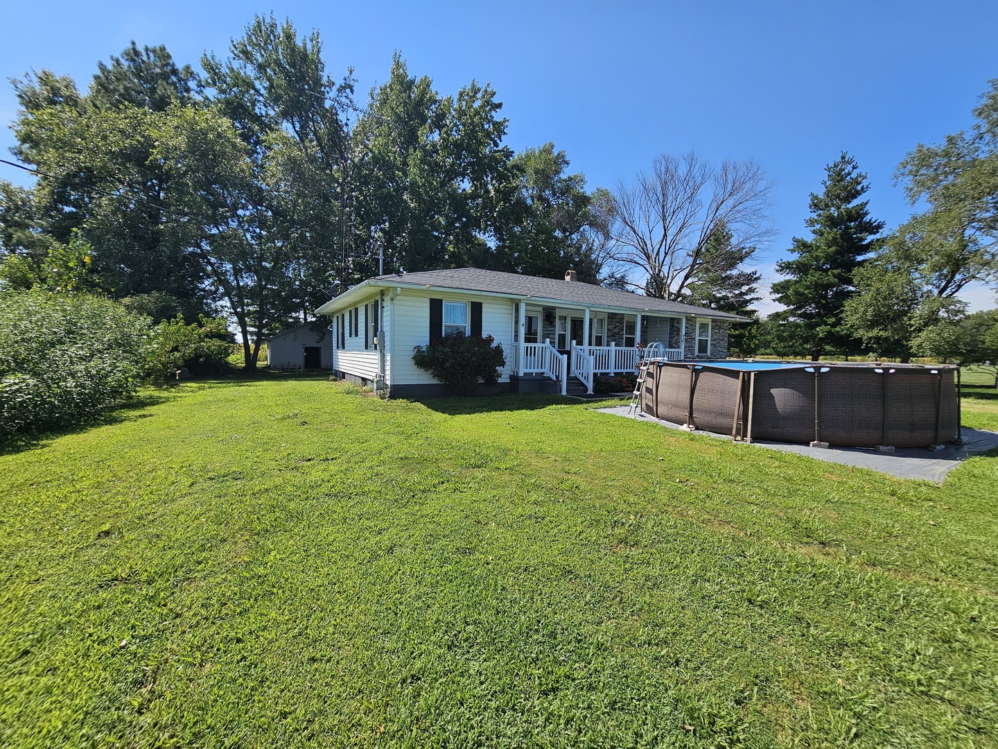 309 North Main Street Ina, IL 62846 - Photo 4 of 29 Gallery Image 4