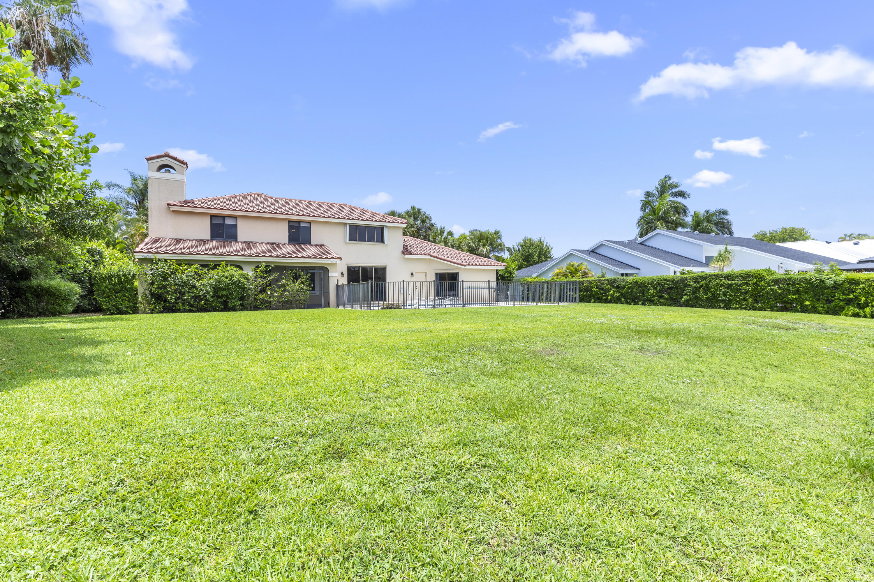 12715 Kingsway Road Wellington, FL 33414 - Photo 6 of 56 R6II1159