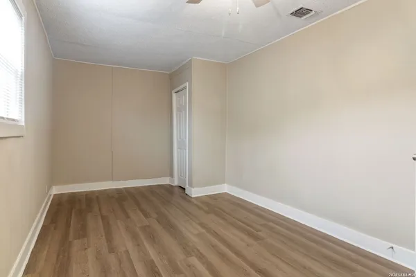 $1,450 | 8219 Glen Lark, San Antonio, TX 78239