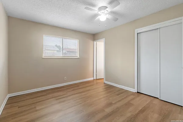 $1,450 | 8219 Glen Lark, San Antonio, TX 78239