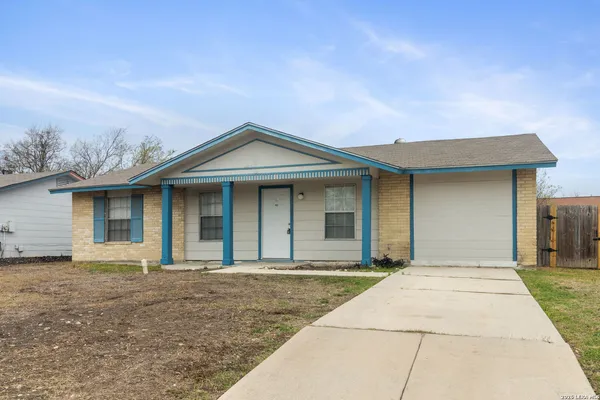 $1,450 | 8219 Glen Lark, San Antonio, TX 78239