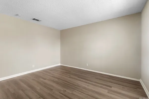 $1,450 | 8219 Glen Lark, San Antonio, TX 78239