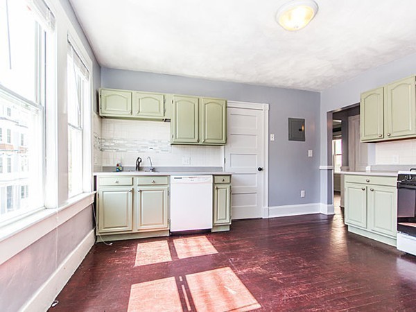 38 Dalrymple Street, Unit 2 Boston, MA 02130 - Photo 4 of 10