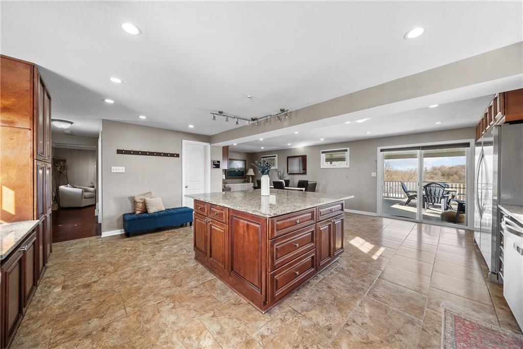 3032 Investors Road Washington, PA 15301 - Photo 11 of 50