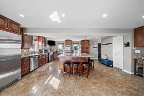$450,000 | 3032 Investors Road, Washington, PA 15301