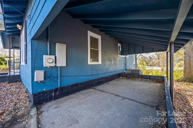 $1,500 | 1127 West 5th Avenue, Gastonia, NC 28052