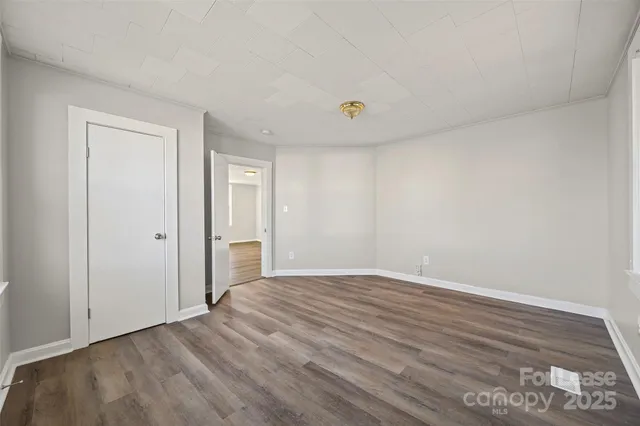 $1,500 | 1127 West 5th Avenue, Gastonia, NC 28052